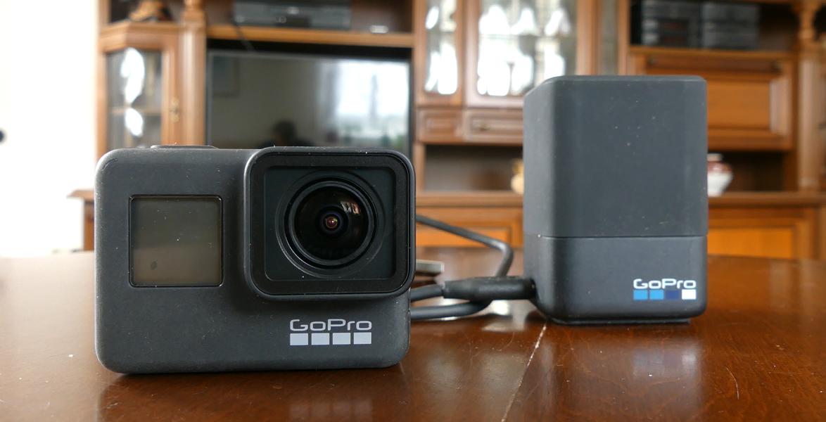 Hero 7 charging device