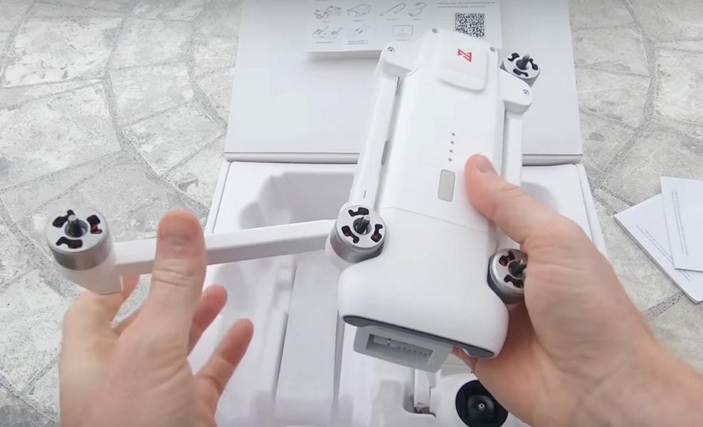 Diseño plegable del dron